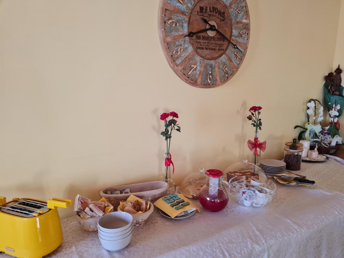Chalet Chapeau Rar Castel Condino Екстериор снимка