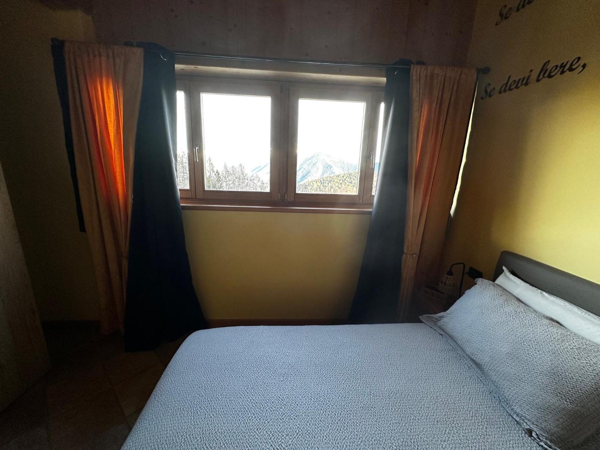 Chalet Chapeau Rar Castel Condino Екстериор снимка